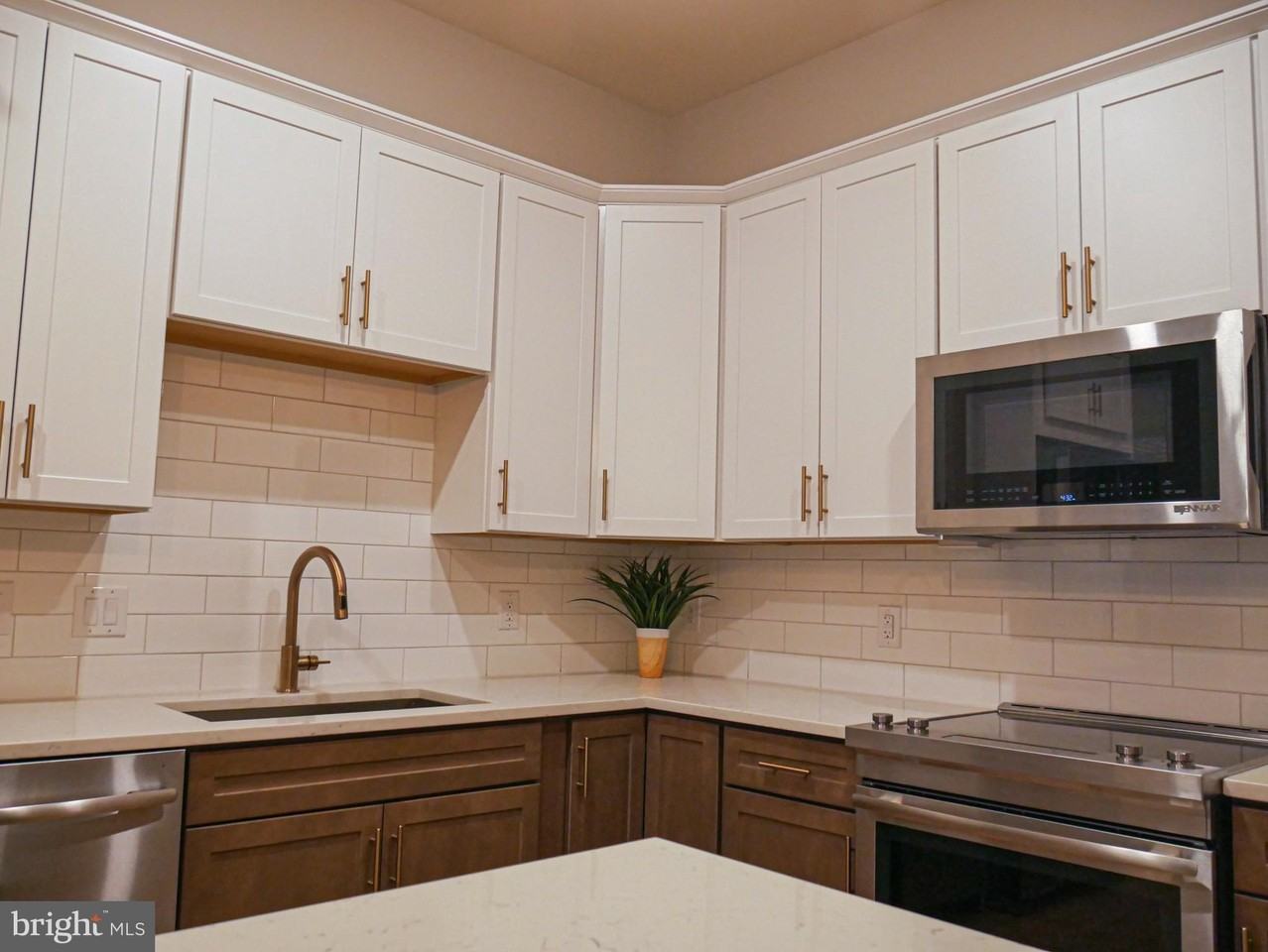 44691 Wellfleet Dr #201 - Photo 7 of 34