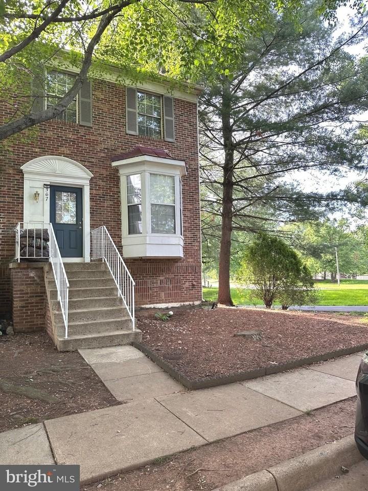 367 Bridle Crest Sq Ne Bsmt #Bsmt