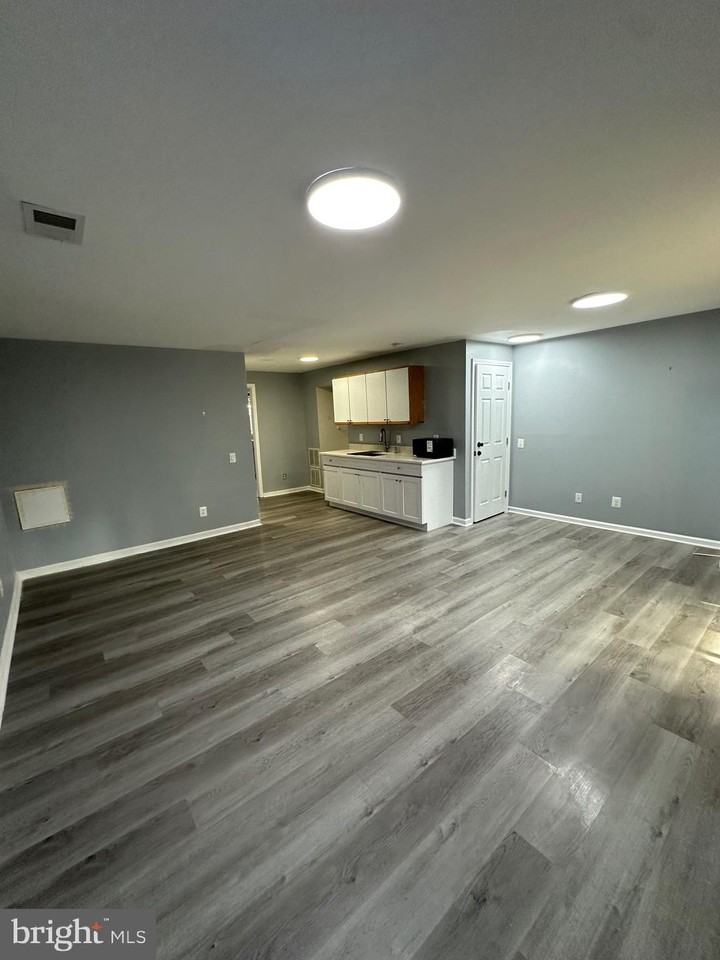367 Bridle Crest Sq Ne Bsmt #Bsmt - Photo 5 of 15