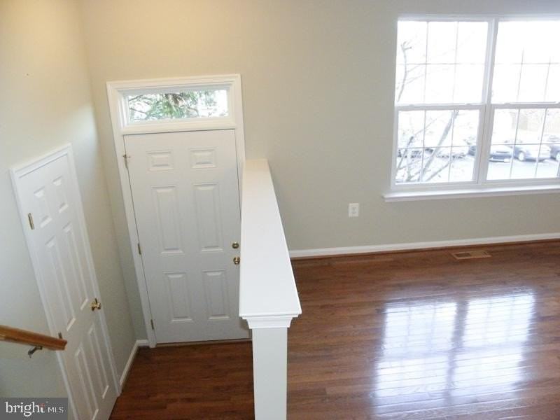 14311 Newbern Loop - Photo 4 of 50