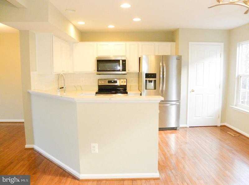 14311 Newbern Loop - Photo 7 of 50