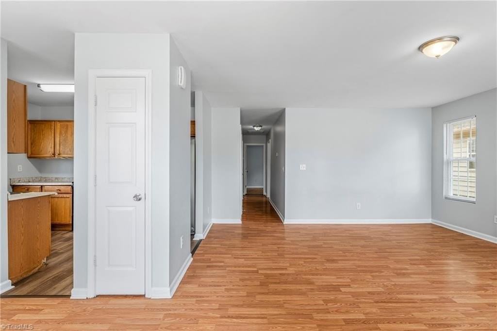 405 N Dudley St - Photo 3 of 27