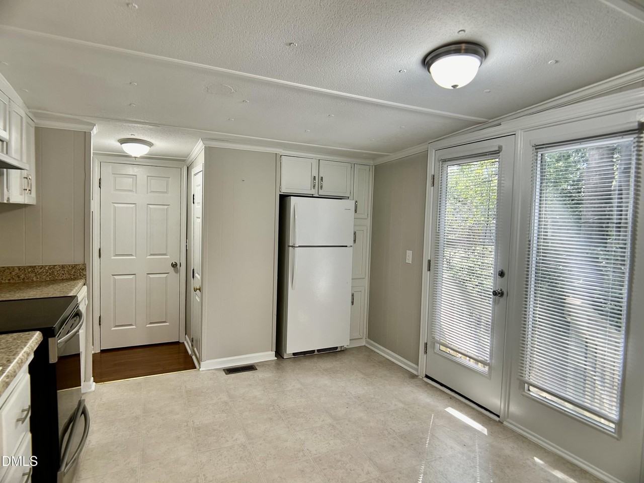 2145 Winston Rd - Photo 6 of 22