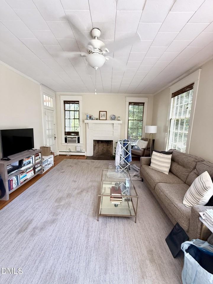 405 Ransom St - Photo 5 of 11