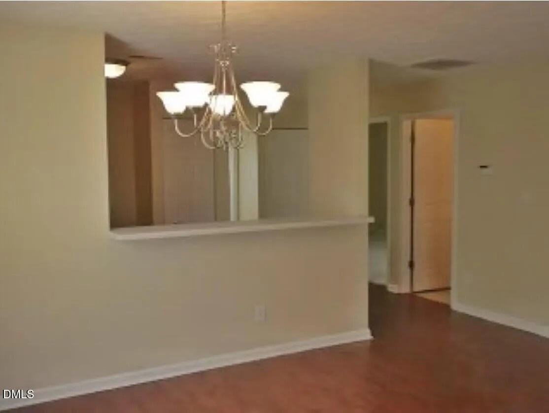 509 Cove Hollow Dr - Photo 2 of 4