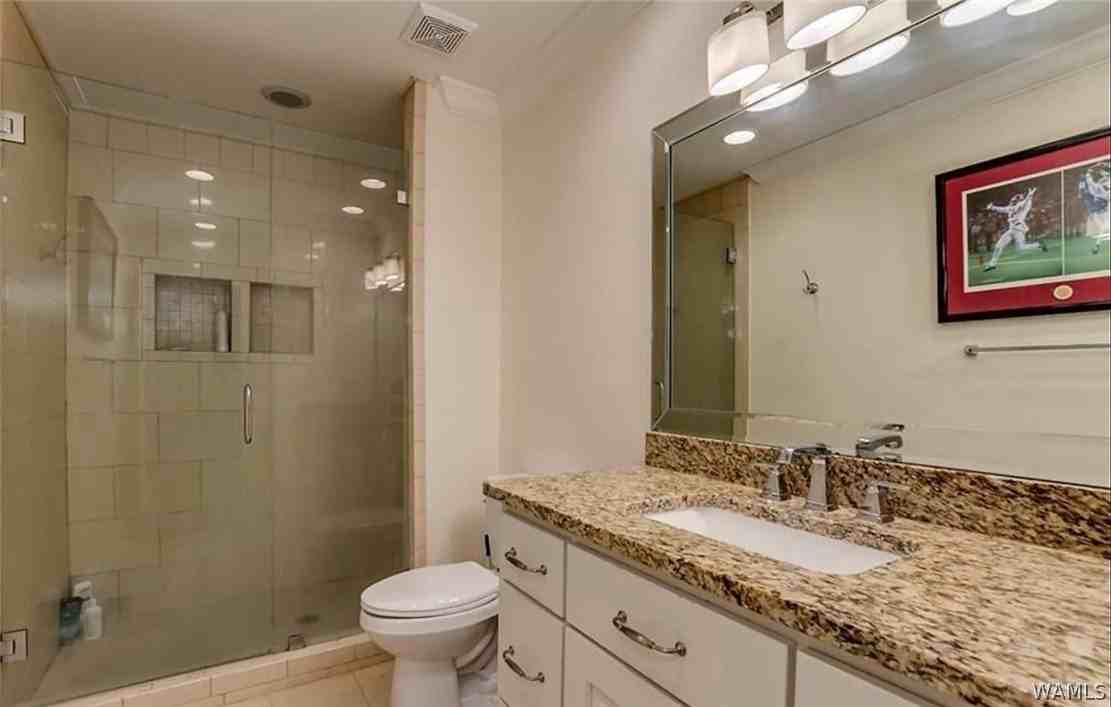 35 Beverly Hts - Photo 5 of 10