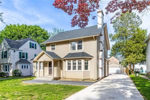 featured image of 58 Fairview Cres