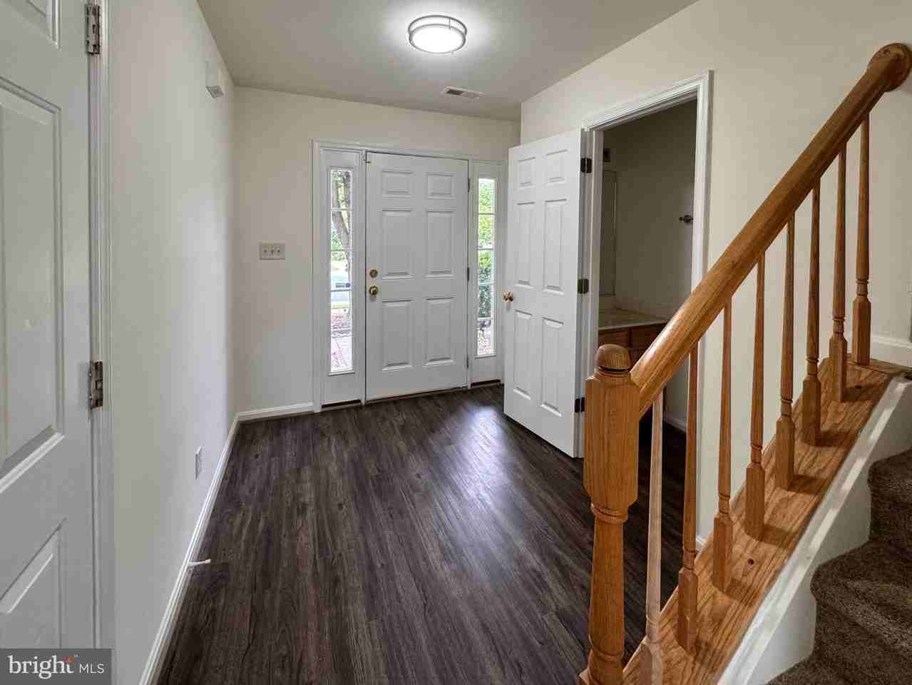 10002 Gander Ct - Photo 3 of 17