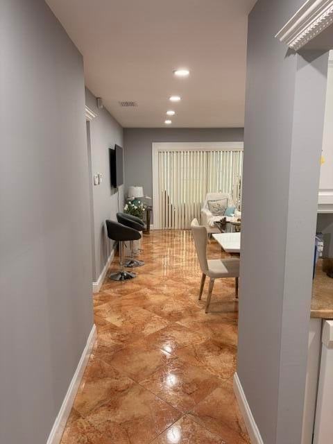 5103 Nw 35th St - Photo 6 of 50
