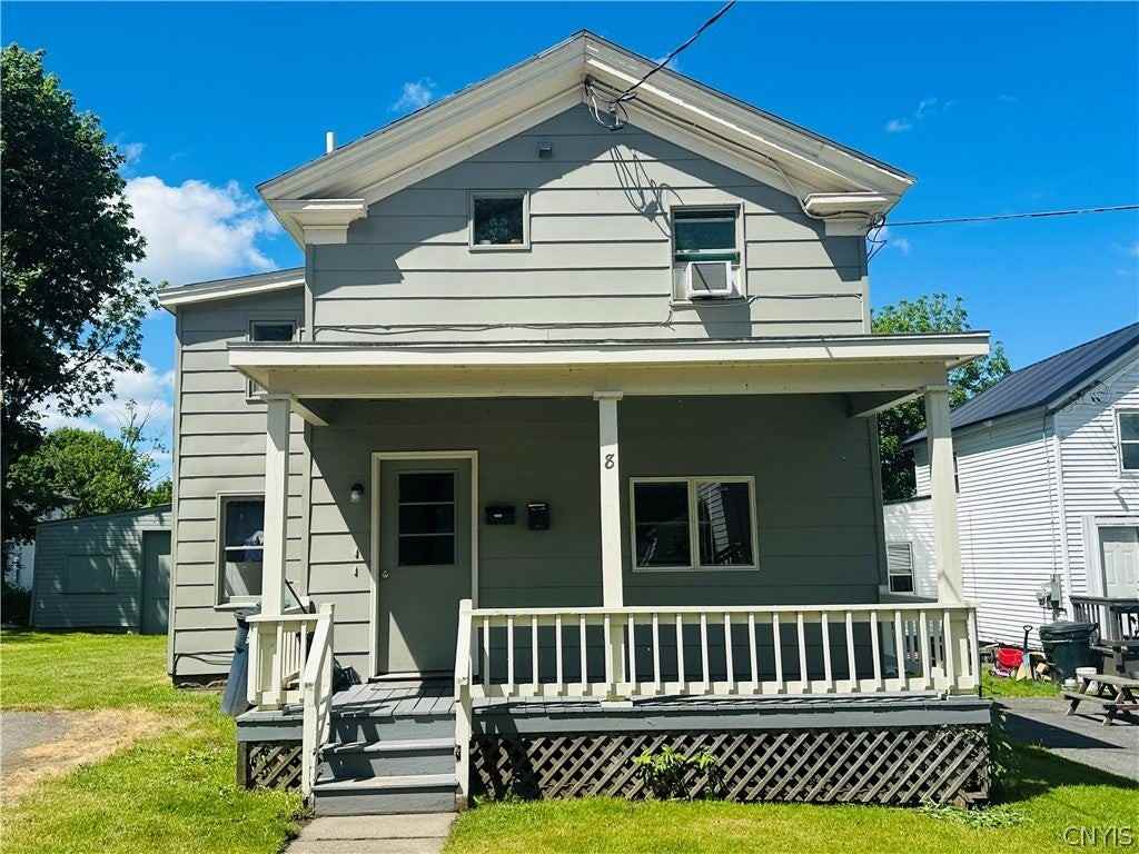 8 John St