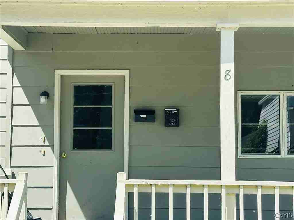 8 John St - Photo 2 of 9