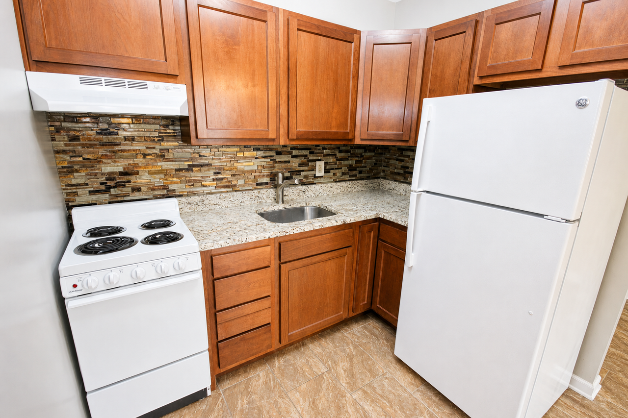 4720 CENTRE AVENUEAPT GR-3 #GR3 - Photo 3 of 9