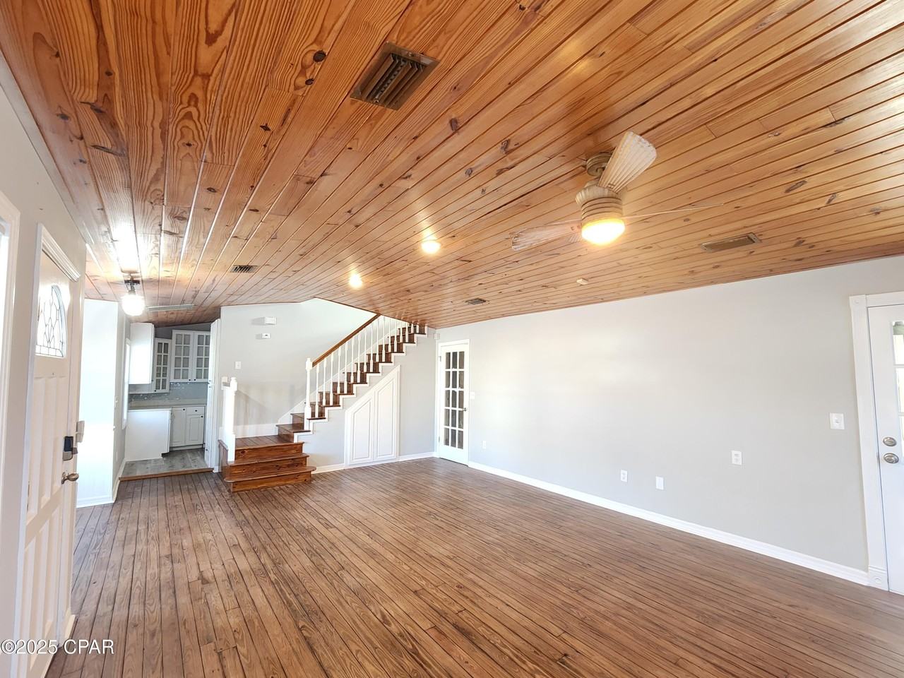 119 Cobb Rd - Photo 7 of 48