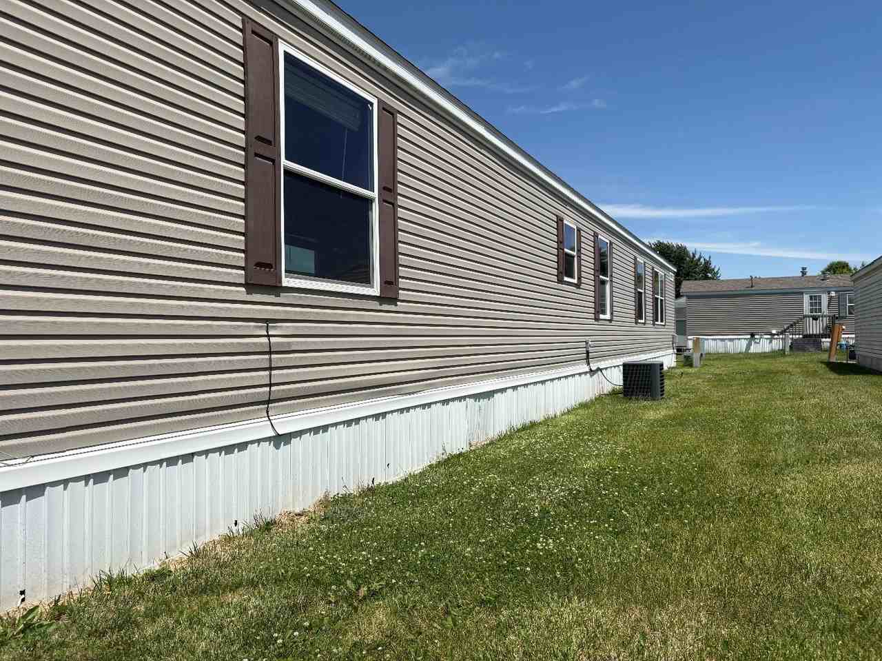 2431 Se Four Seasons Dr #74 - Photo 2 of 24