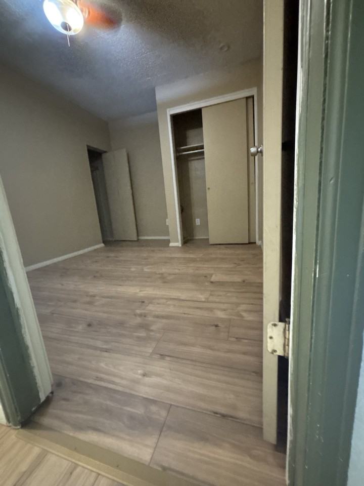 601 Manitou Ave #8 - Photo 7 of 17