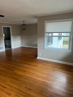 231 Wilson Ave #1 - Photo 3 of 18