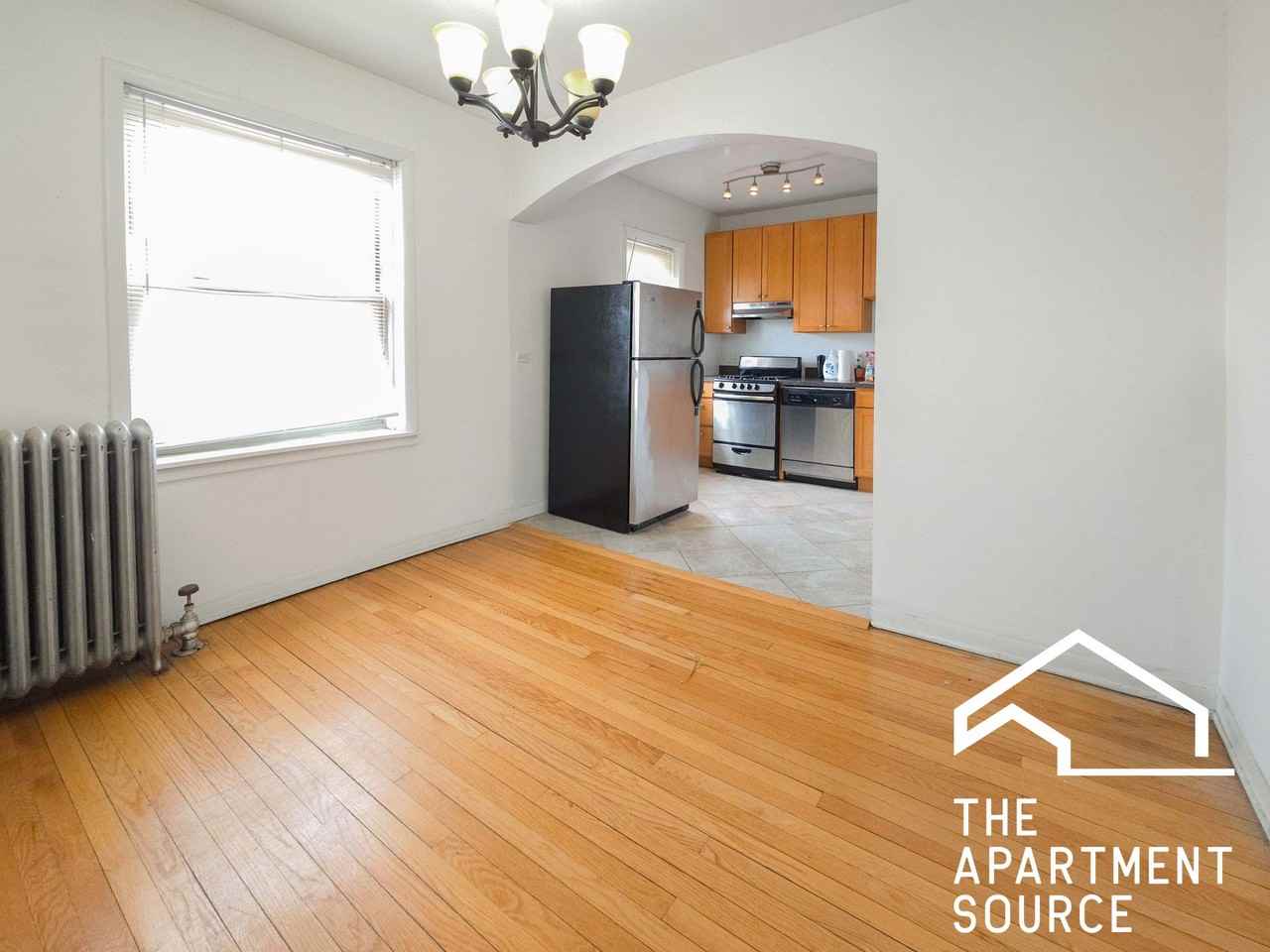 4507 N Greenview Ave #2W - Photo 6 of 11