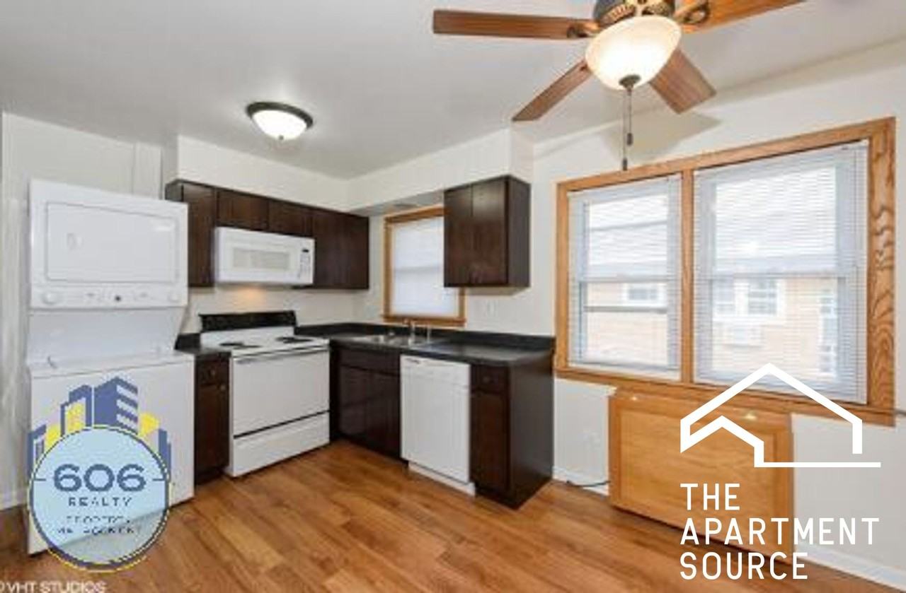 9453 Maple Dr #3B - Photo 2 of 6