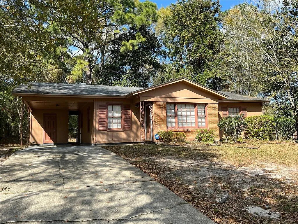 5452 Ardell Dr