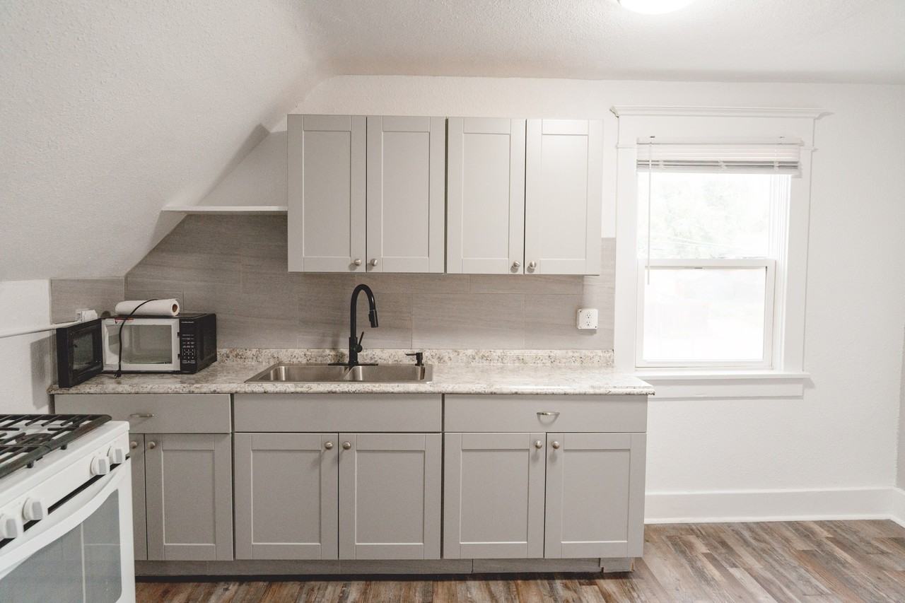 2440 E Willamette Ave #1 - Photo 2 of 20