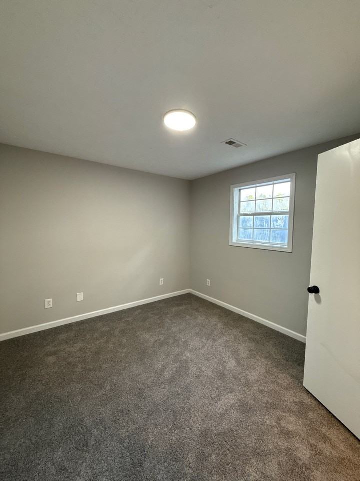 319 Anderson Ave #1 - Photo 6 of 12