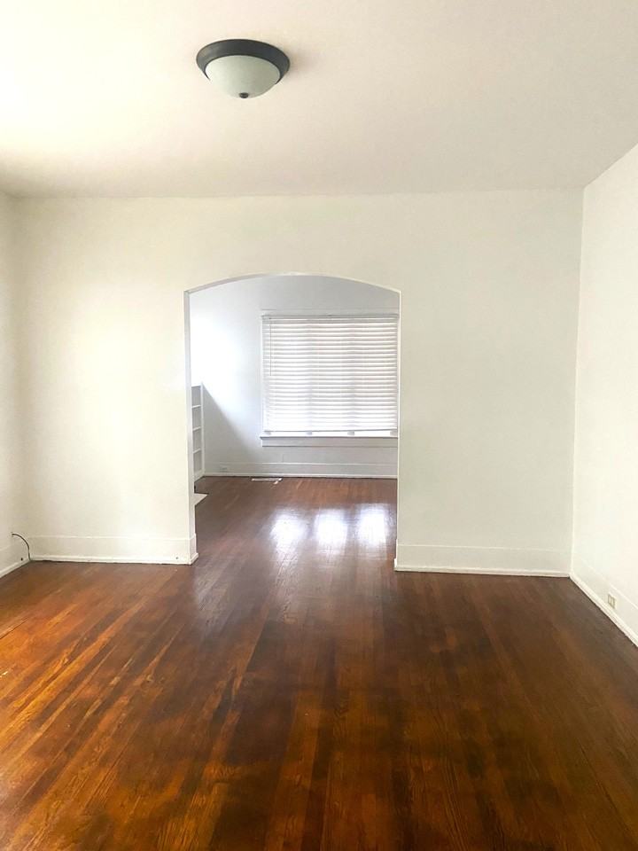 1142 14th Avenue South - Photo 5 of 16