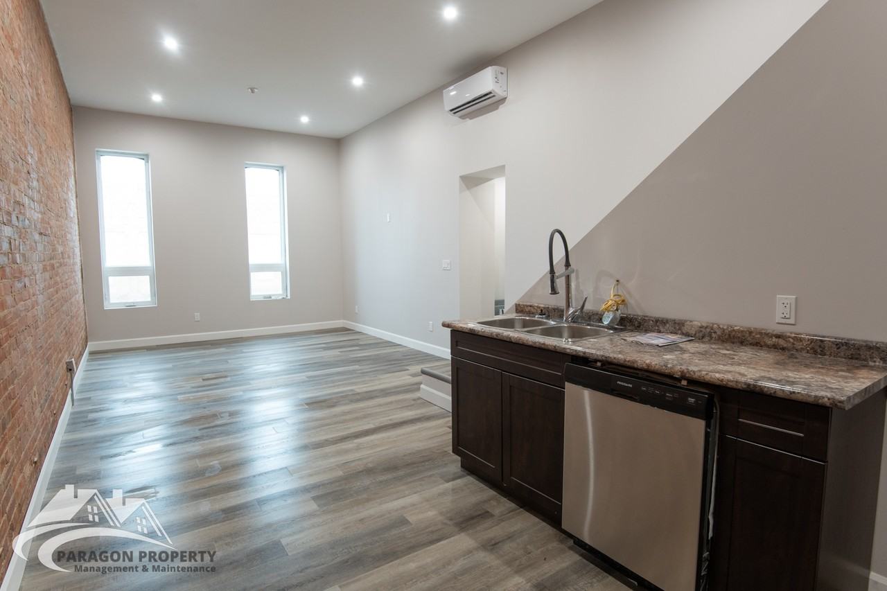 103 Brown St - Photo 5 of 13