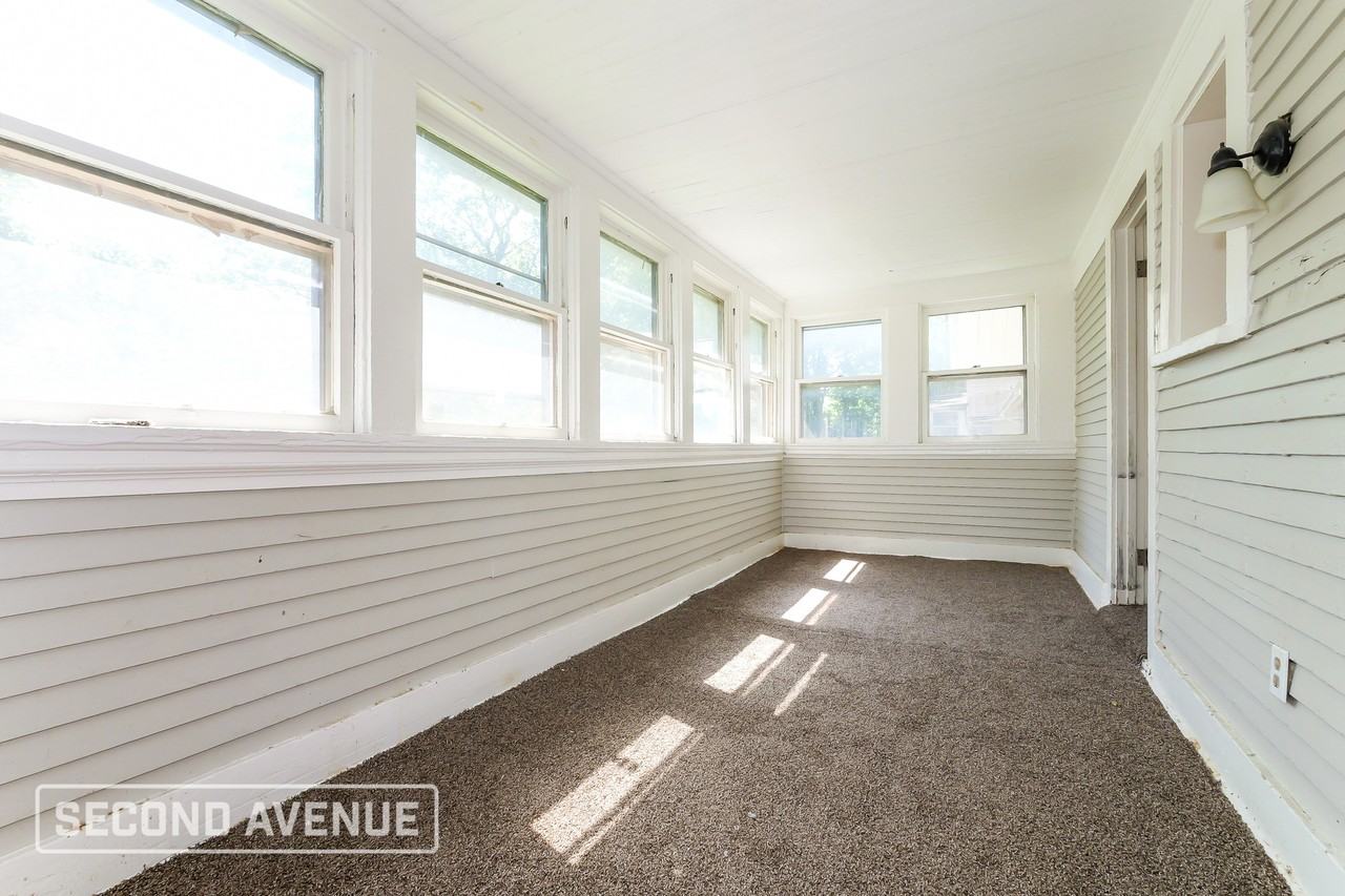 3317 Agnes Ave - Photo 7 of 16