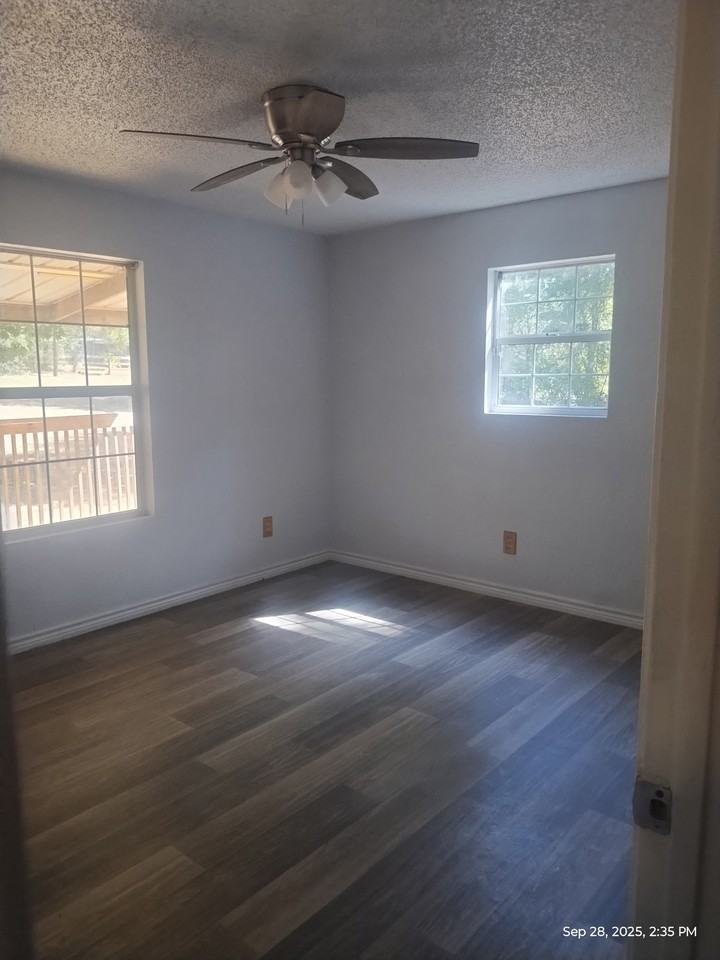 855 Aldredge Cir #1 - Photo 5 of 10