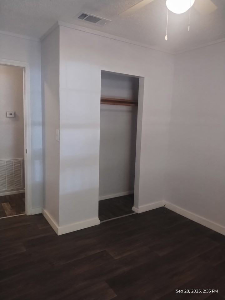 855 Aldredge Cir #1 - Photo 6 of 10