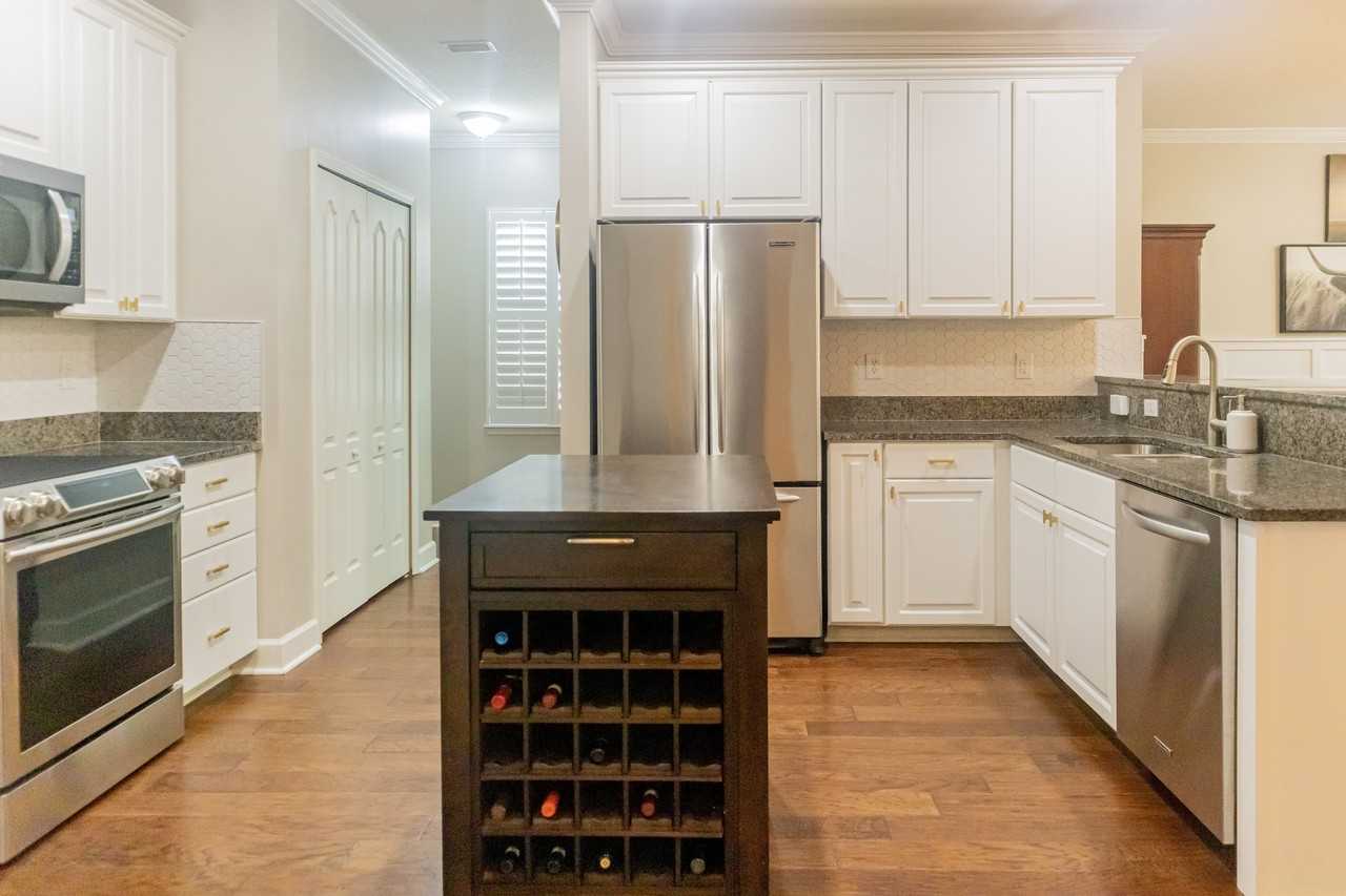 904 Gallier Pl #1 - Photo 3 of 50