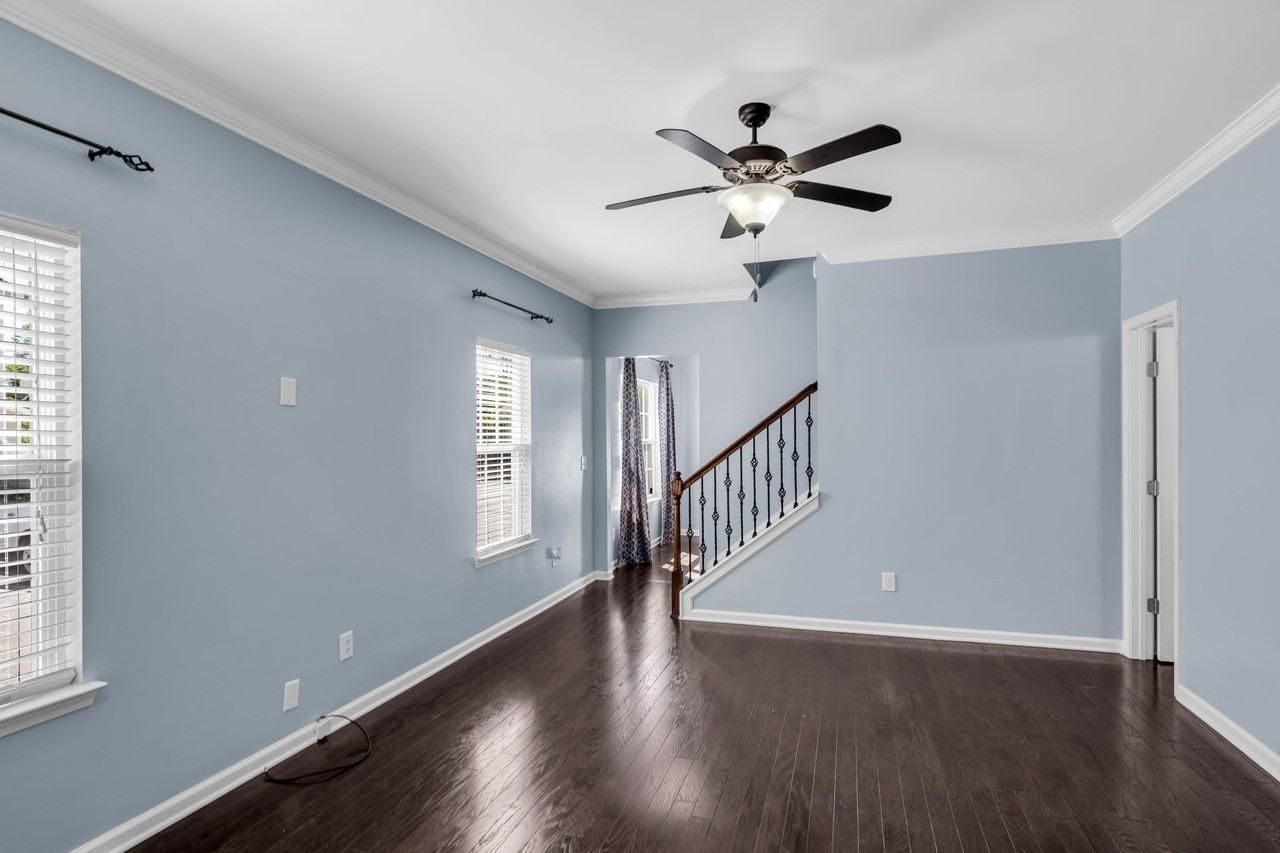 2031 Hemlock Dr #1 - Photo 6 of 25