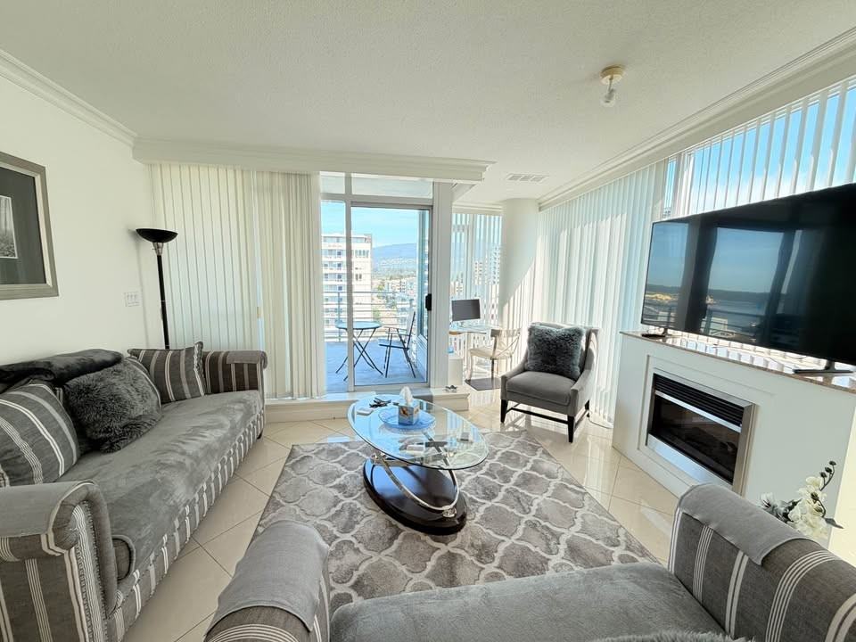 133 Esplanade West #1104 - Photo 4 of 31
