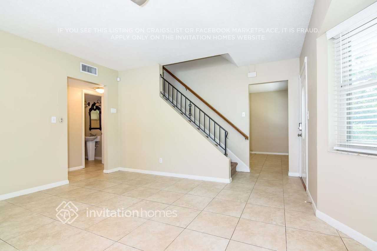 12332 Monarch Cir - Photo 5 of 19