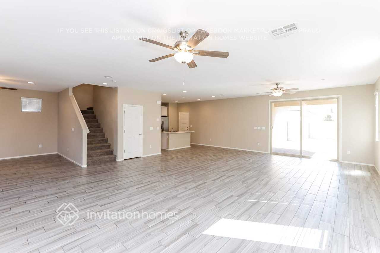 398 Gracious Way - Photo 6 of 18
