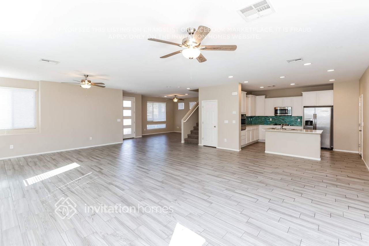 398 Gracious Way - Photo 7 of 18