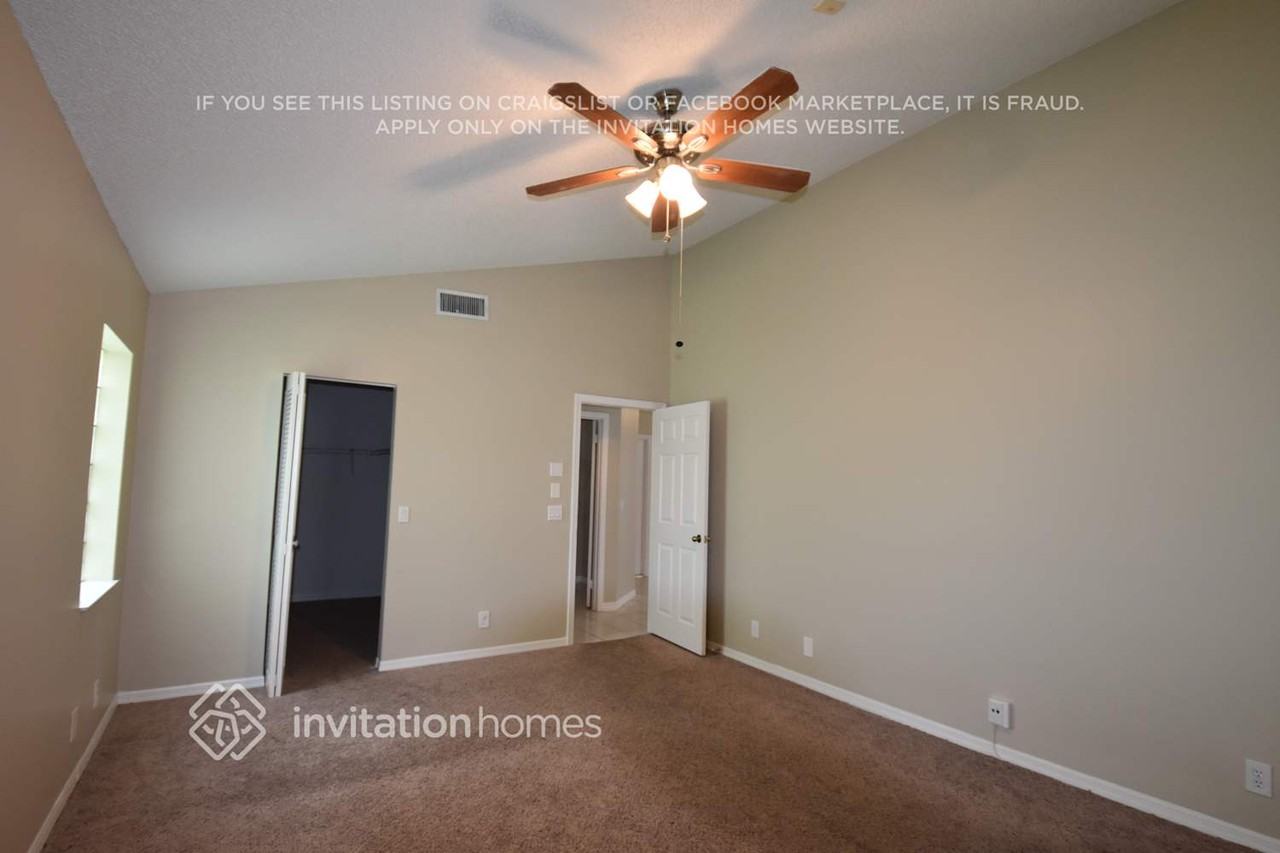 2016 Cove Ln - Photo 5 of 10