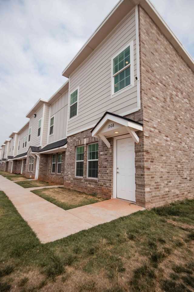 North Pointe Townhomes - Photo 2 of 44
