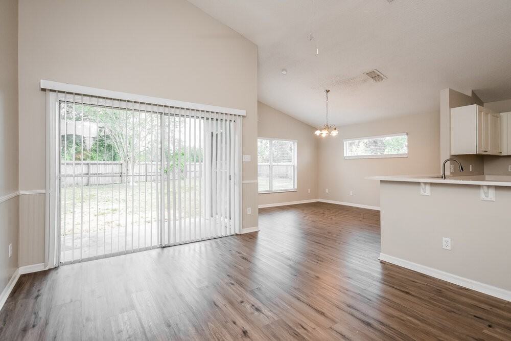 2717 Andes Way - Photo 6 of 16