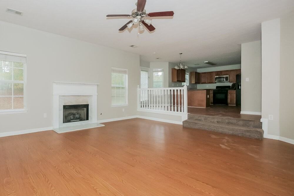 112 Garrison Ln - Photo 7 of 17