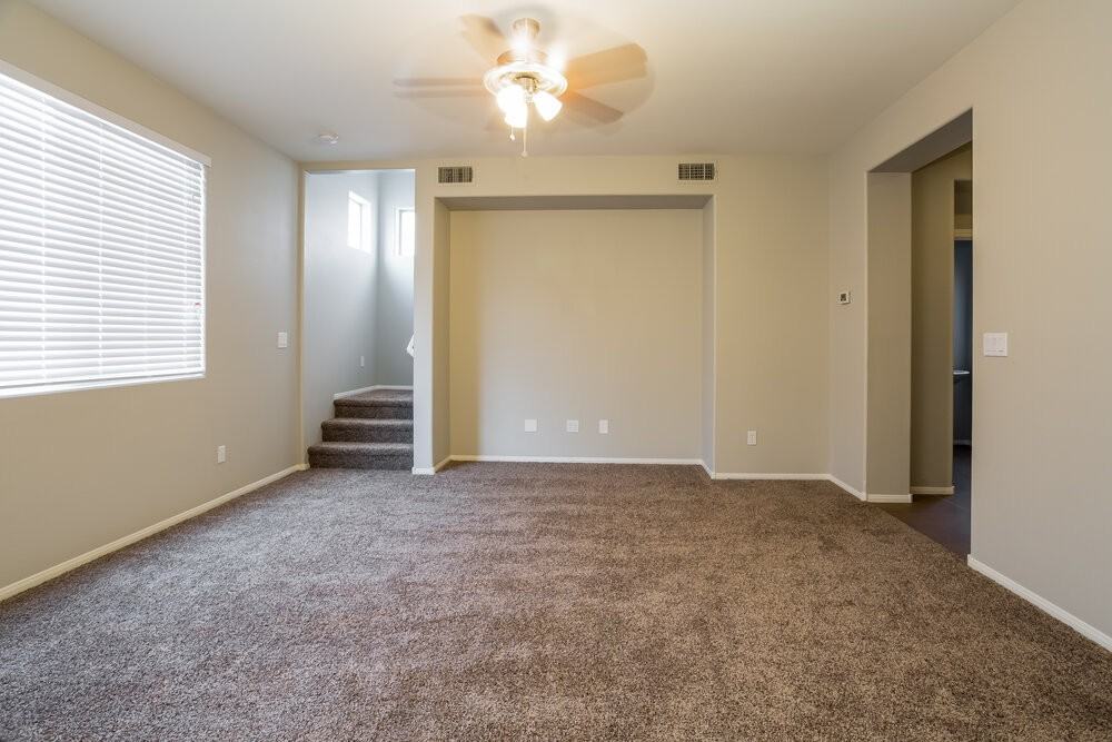 1409 Arc Dome Ave - Photo 6 of 19