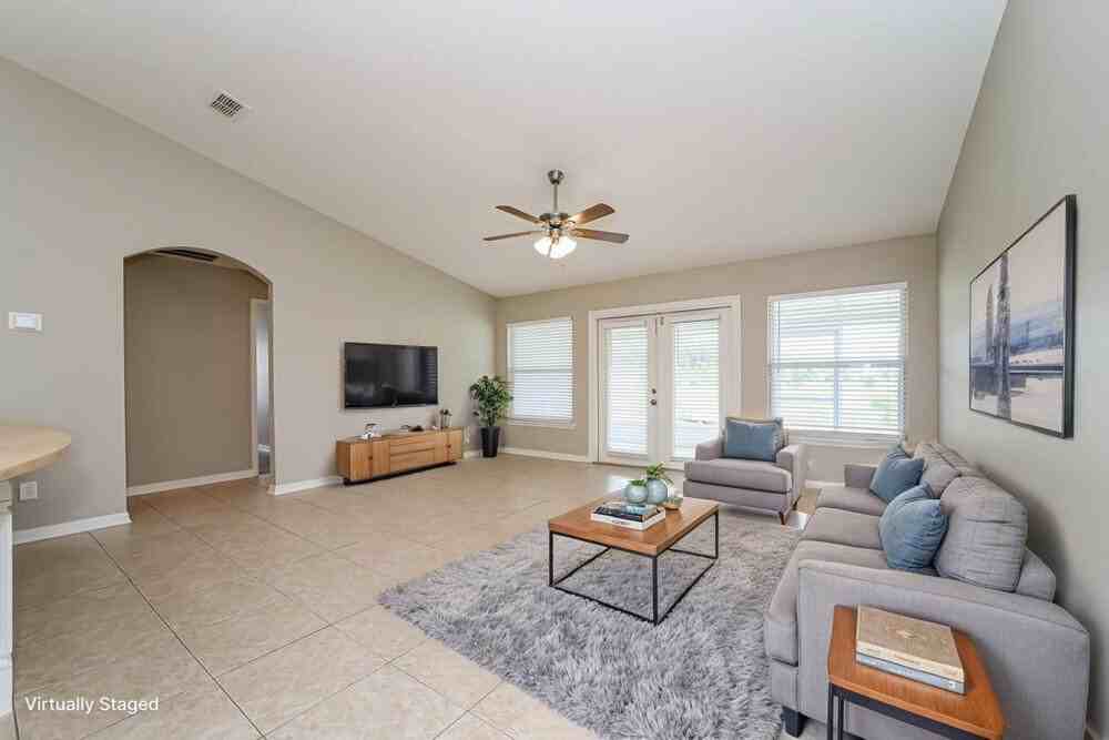 3017 Captiva Bluff Rd N - Photo 3 of 19
