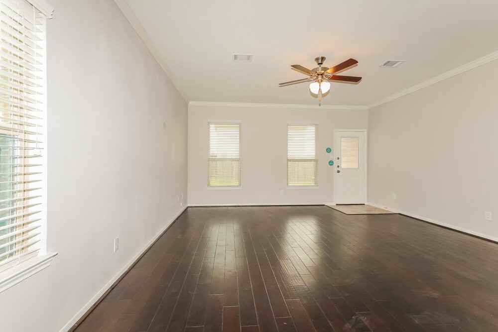 23006 Silver Linden Ct - Photo 6 of 19