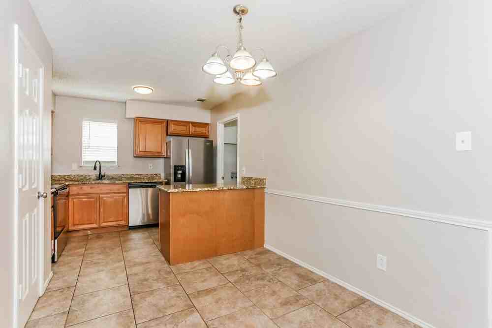 5532 Four Winds Dr - Photo 5 of 16