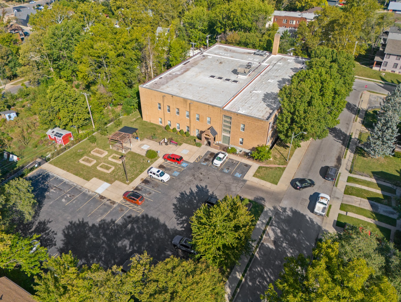 Immanuel Manor - Photo 3 of 11