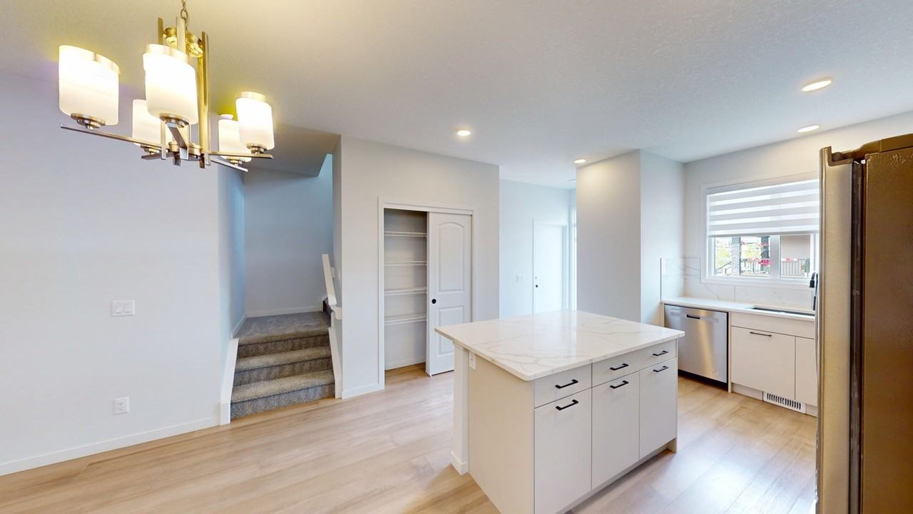 178 Legacy Glen Crt Se - Photo 2 of 42