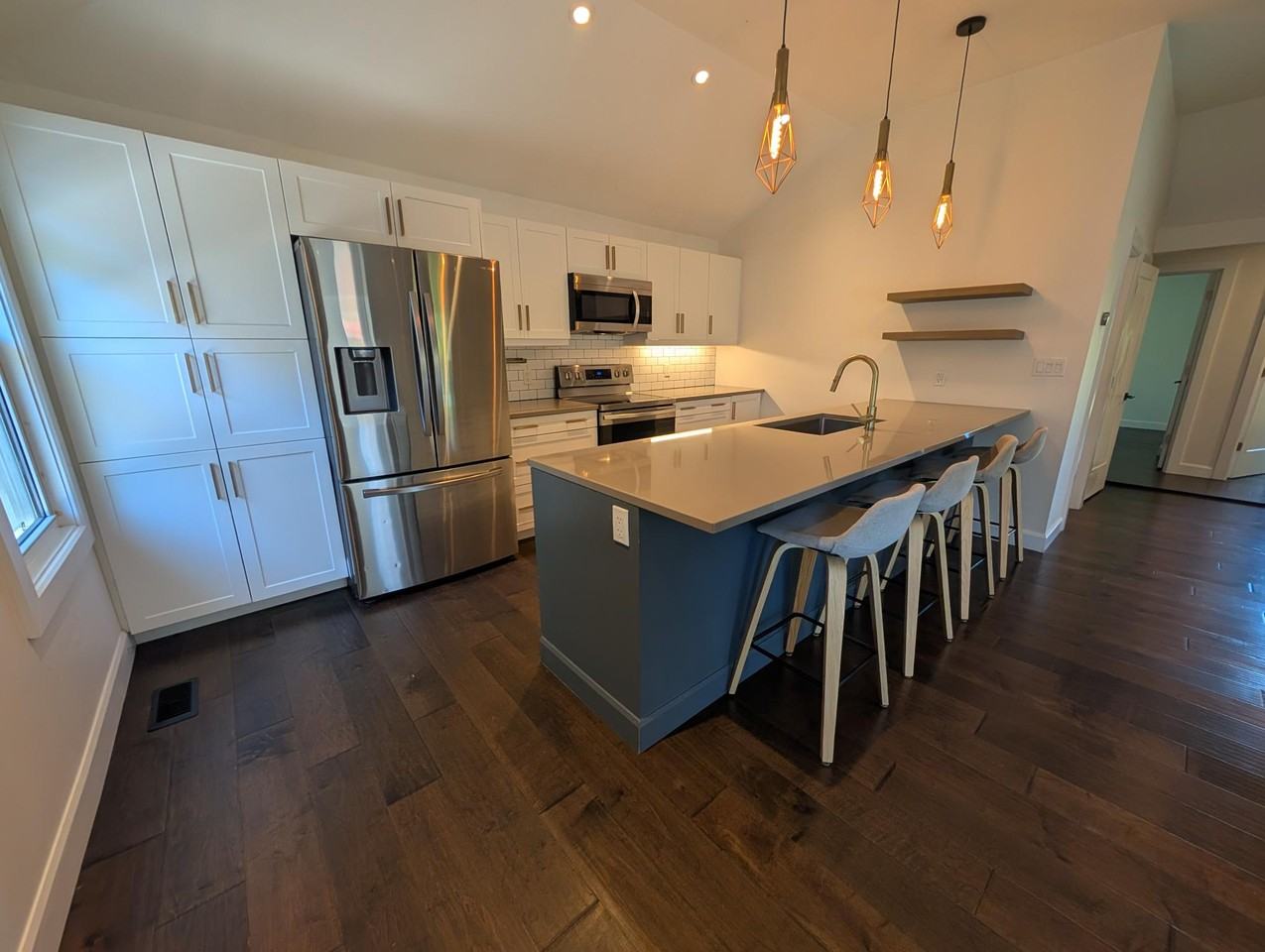 89 Factory Street - Photo 4 of 23