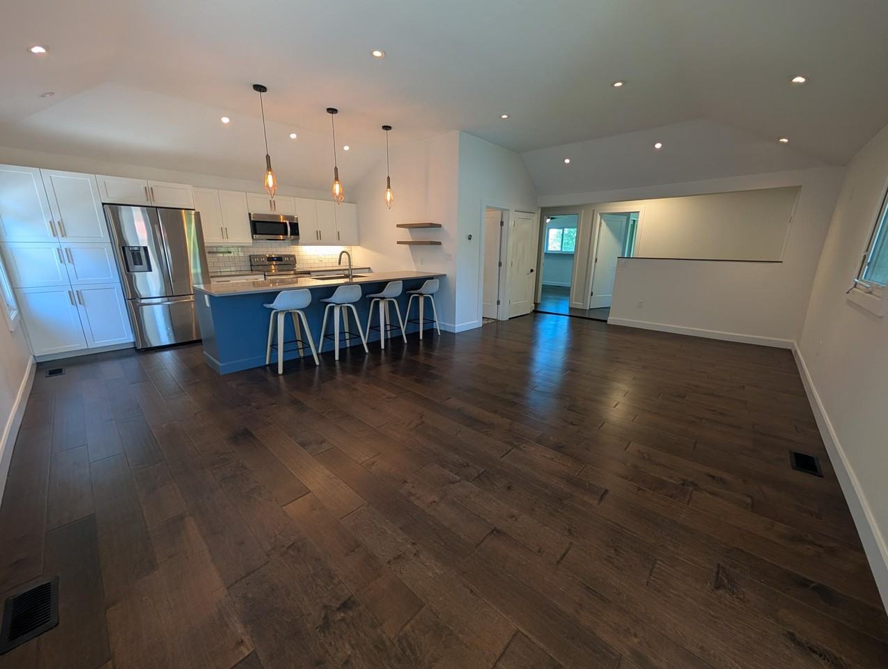 89 Factory Street - Photo 5 of 23