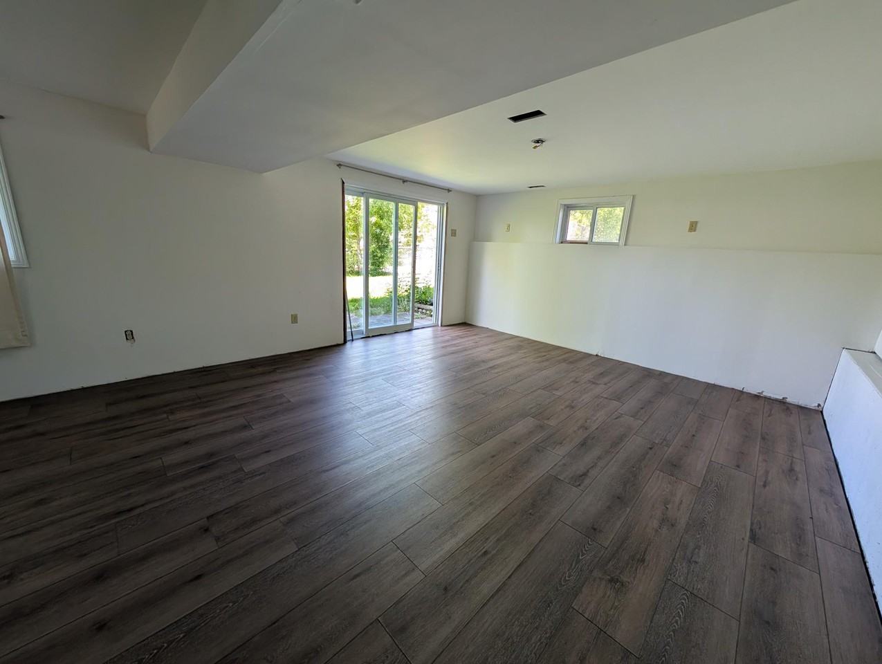 89 Factory Street - Photo 7 of 23