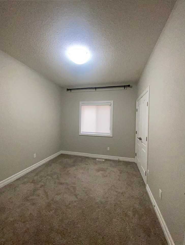 15815 15 Ave Sw - Photo 6 of 39